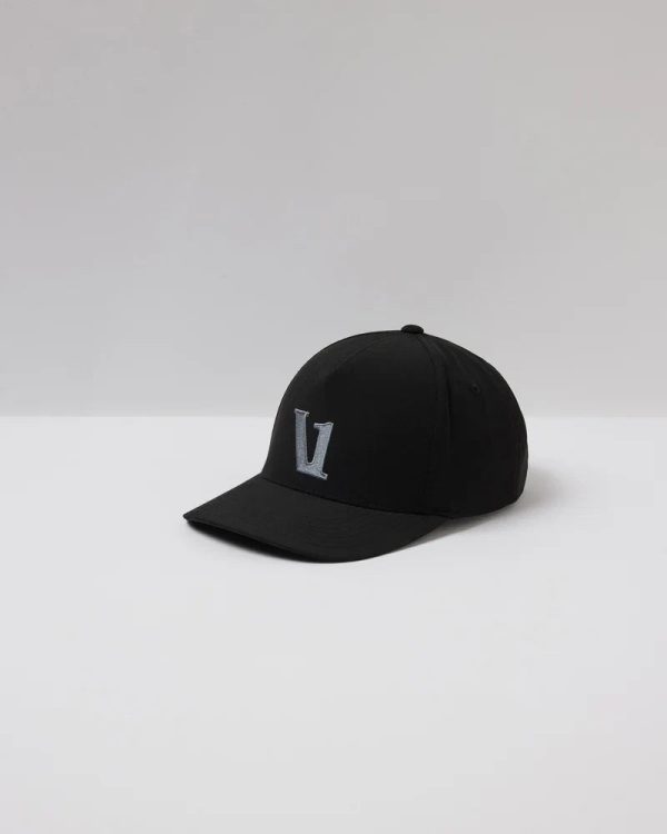 V831BLK_FA23_UNISEX_ECOMM_headwear_FLAT_LAY_1