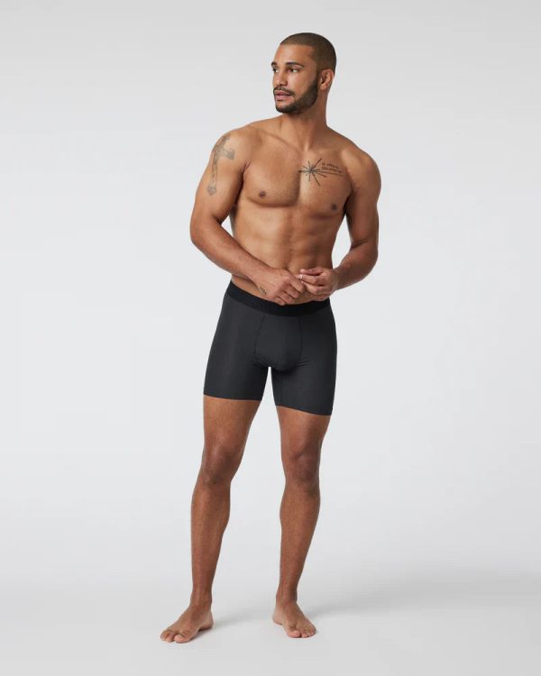 V850BLK_SP24_M_ECOMM_BOTTOMS_FULL_3