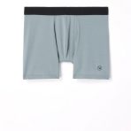 V850DBL_SP25_MENS_ECOMM_ACCESSORIES_FLAT_LAY_1_1