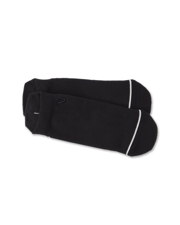 V852BLK_FA23_UNISEX_ECOMM_misc.axs_FLAT_LAY_1