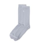 V857PTM_FA23_UNISEX_ECOMM_misc.axs_FLAT_LAY_2