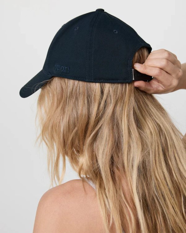 V897NVY_SP25_UNISEX_ECOMM_headwear_BACK_6