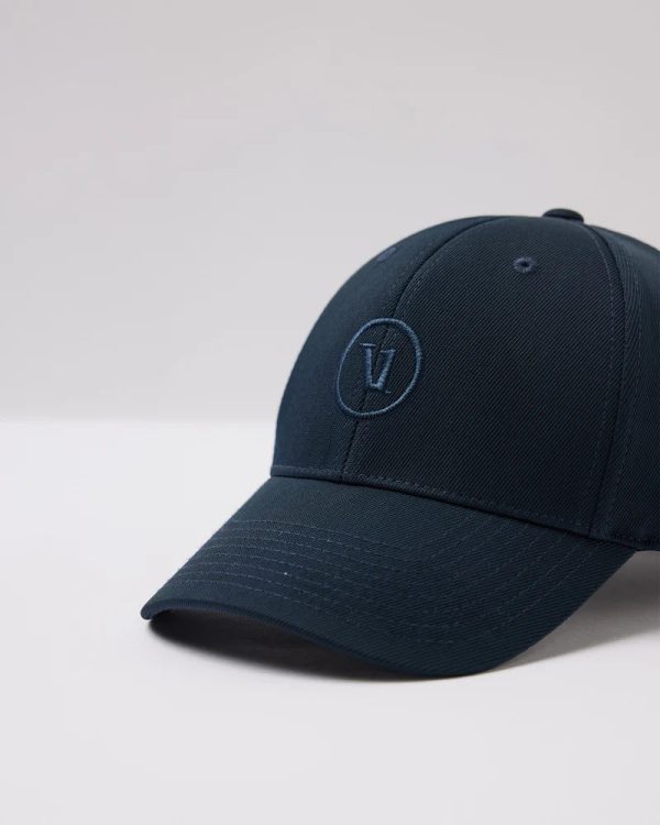 V897NVY_SP25_UNISEX_ECOMM_headwear_FLAT_LAY_2