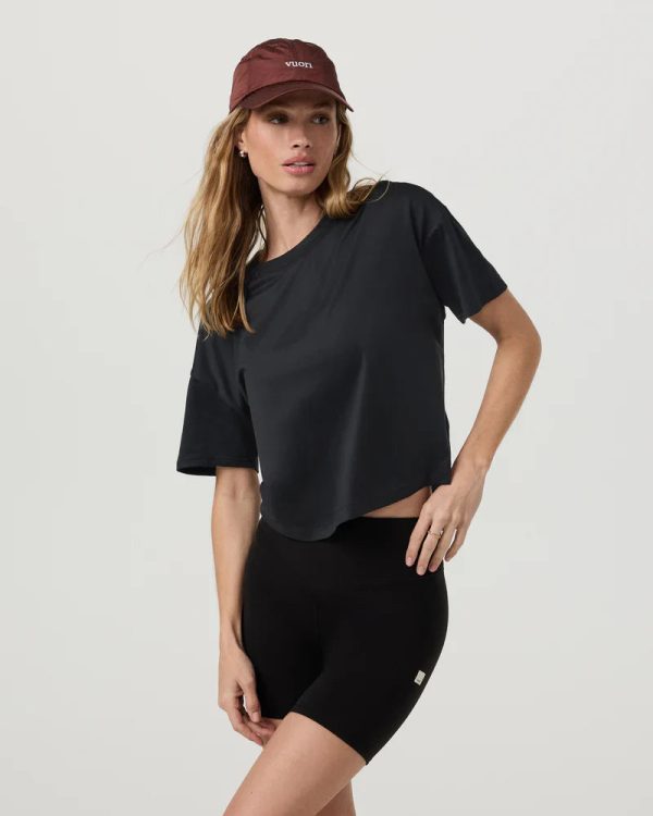 VW1011HBK_SP25_W_ECOMM_TOPS_FRONT_2