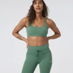 VW104HEG_SP25_W_ECOMM_BRAS_FRONT_2