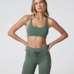 VW104MSH_FA24_W_ECOMM_sportsbras_FRONT_3