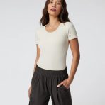 VW1166MKW_FA24_W_ECOMM_TOPS_FRONT_2