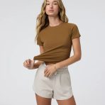 VW1168RUM_SP25_W_ECOMM_TOPS_FRONT_2_ba7841e8-f70d-4685-aa86-2b3965d4a457