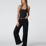 VW1169HBK_FA24_W_ECOMM_TOPS_FULL_6