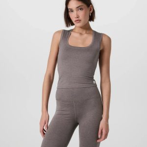 Halo Essential Scoop Tank