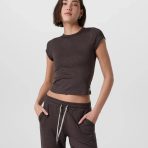VW1219HJV_SP25_W_ECOMM_TOPS_FRONT_1