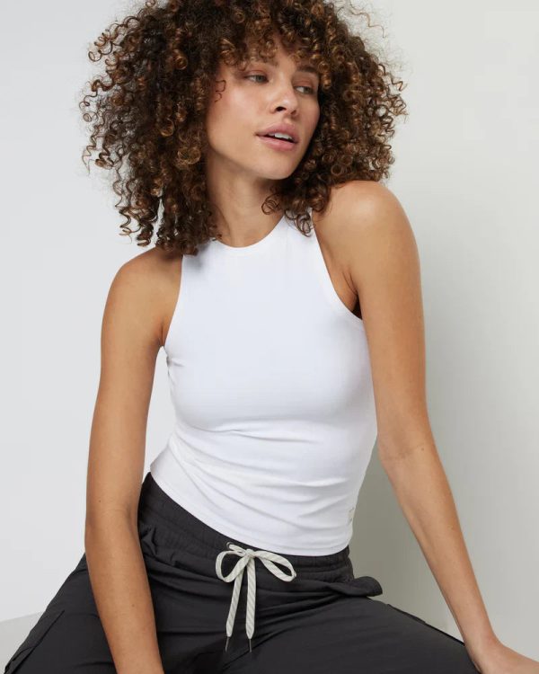 VW1249WHT_FA24_W_ECOMM_TOPS_CREATIVE_2_1