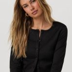 VW1396HBK_SP25_W_ECOMM_TOPS_DETAIL_10