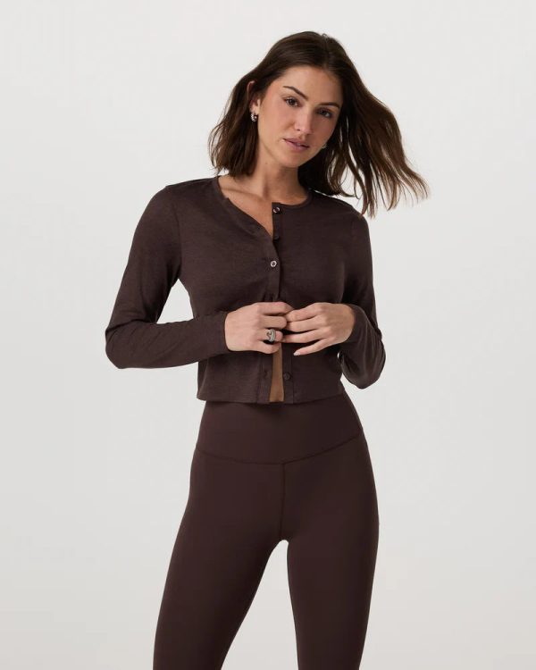 VW1396HJV_SP25_W_ECOMM_TOPS_FRONT_3