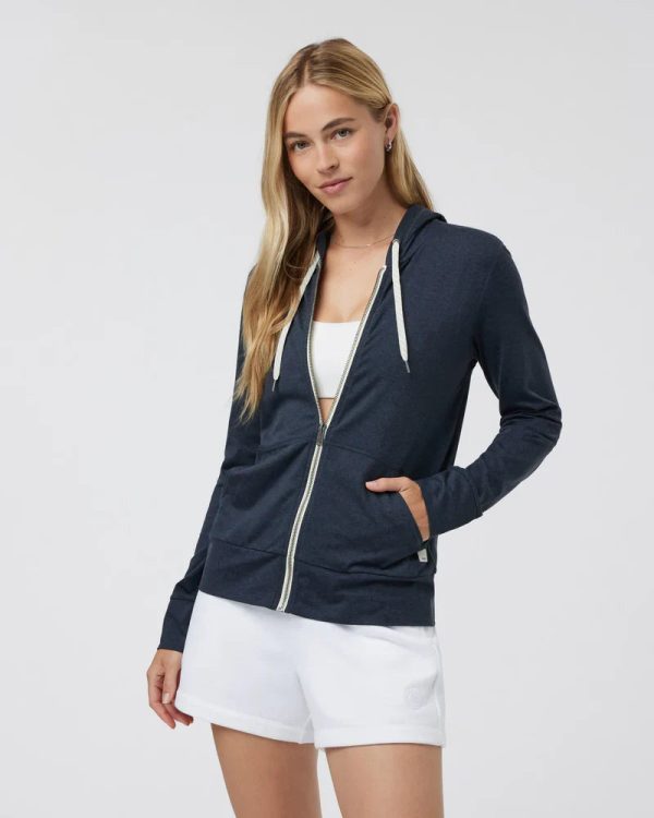 VW268HMD_FA24_W_ECOMM_fleece_FRONT_TOPS_14