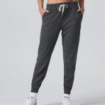 VW303-LHCC_SP25_W_ECOMM_BOTTOMS_FRONT_1
