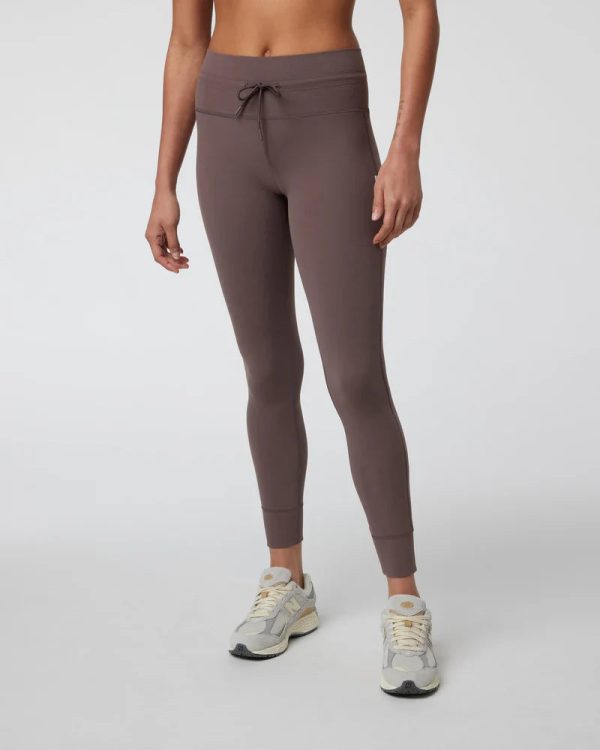 VW323-LCHO_SP24_W_ECOMM_PANTS_FRONT_1_v2_969d76c9-a1aa-4cd8-b0b6-299be43d7b31