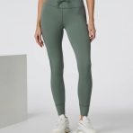 VW323-LMSH_FA24_W_ECOMM_PANTS_FRONT_1_a57b30b0-e399-46ff-aba6-60a11f8f3bf1