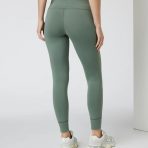 VW323MSH_FA24_W_ECOMM_PANTS_BACK_4-1