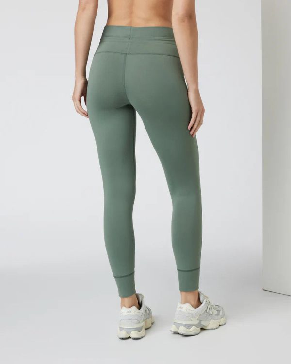 VW323MSH_FA24_W_ECOMM_PANTS_BACK_4-1