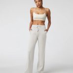VW4023-LHMC_SP24_W_ECOMM_PANTS_FULL_2_67a0689f-2549-41a1-be38-80dd54cab52d