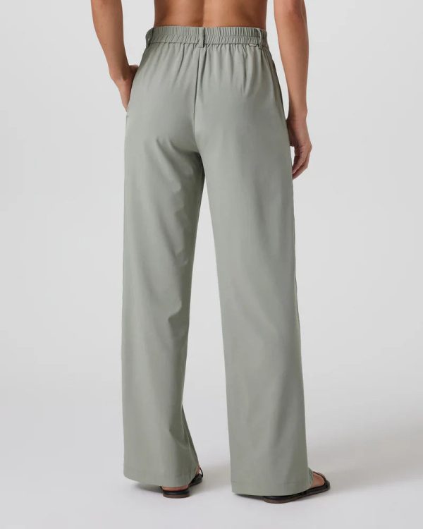 VW4086-LLAU_SP25_W_ECOMM_BOTTOMS_BACK_2