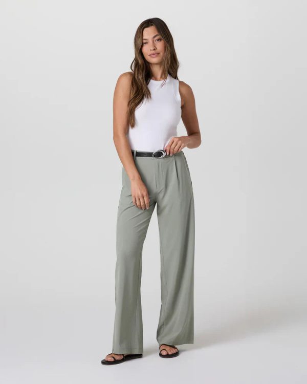 VW4086-LLAU_SP25_W_ECOMM_BOTTOMS_FULL_4