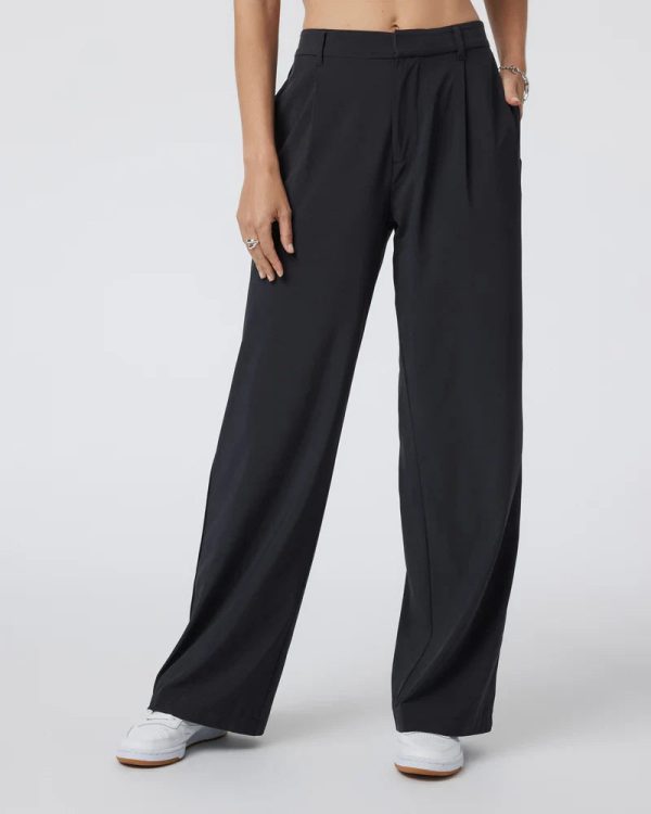 VW4086BLK_FA24_W_ECOMM_PANTS_FRONT_10