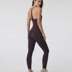 VW4105SNG_FA24_W_ECOMM_jumpsuits_FULL_11