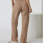 VW4116GDR_FA24_W_ECOMM_PANTS_BACK_6
