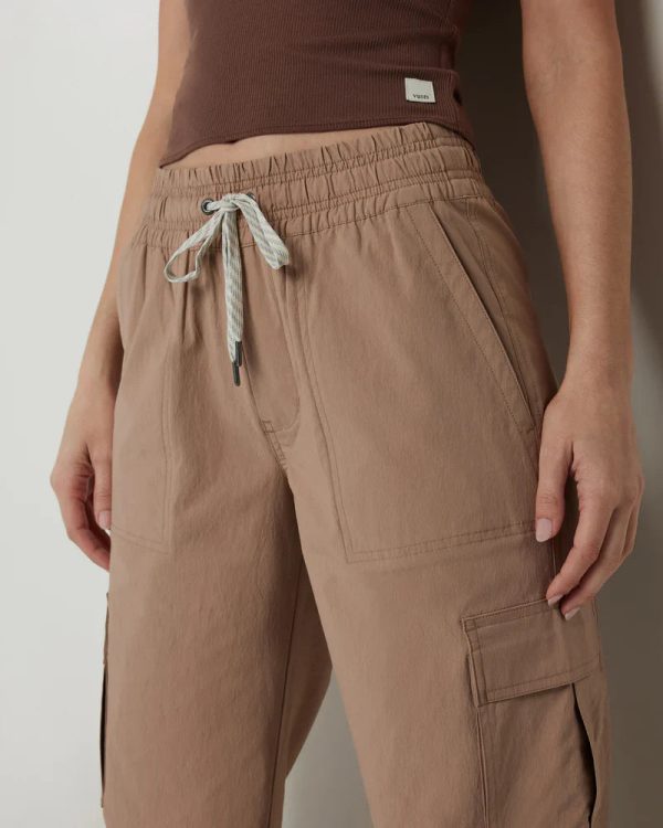 VW4116GDR_FA24_W_ECOMM_PANTS_DETAIL_7