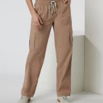 VW4116GDR_FA24_W_ECOMM_PANTS_FRONT_2