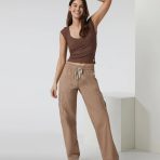 VW4116GDR_FA24_W_ECOMM_PANTS_FULL_3