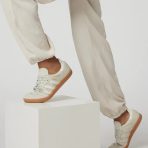 VW4154MKW_FA24_W_ECOMM_PANTS_DETAIL_18