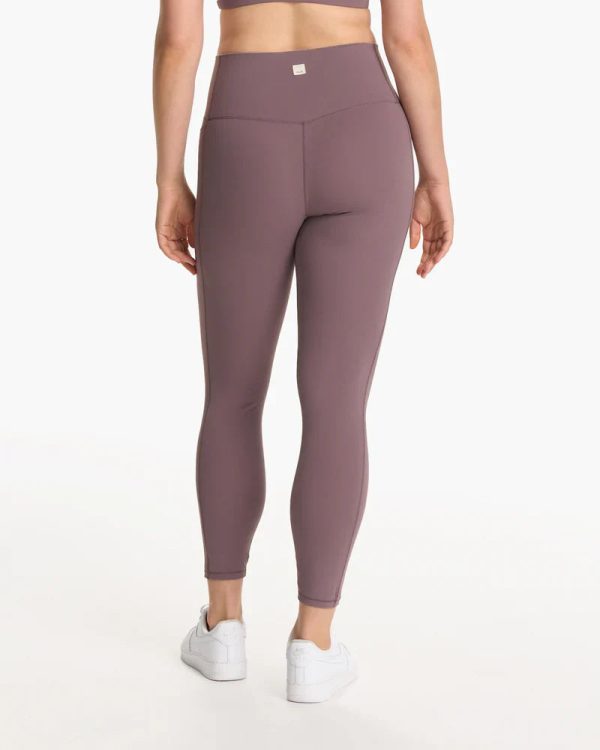 VW446HZL_SP24_W_ECOMM_PANTS_BACK_BOTTOMS_5
