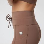 VW490CLV_SP24_W_ECOMM_PANTS_DETAIL_7