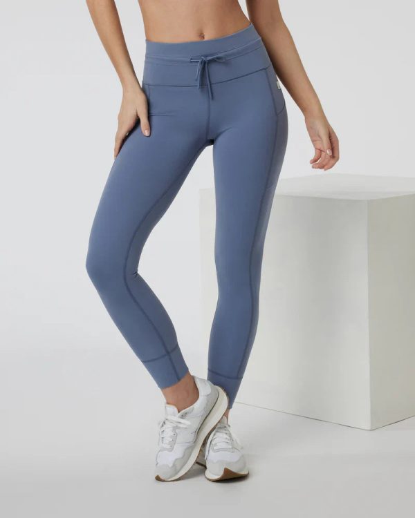 VW490MER_FA24_W_ECOMM_PANTS_FRONT_1
