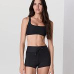 VW732BLK_SP25_W_ECOMM_WATER_FRONT_3