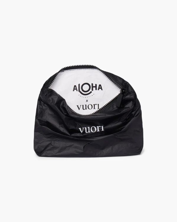 VW818BLK_FA24_UNISEX_ECOMM_bags_FLAT_LAY_1