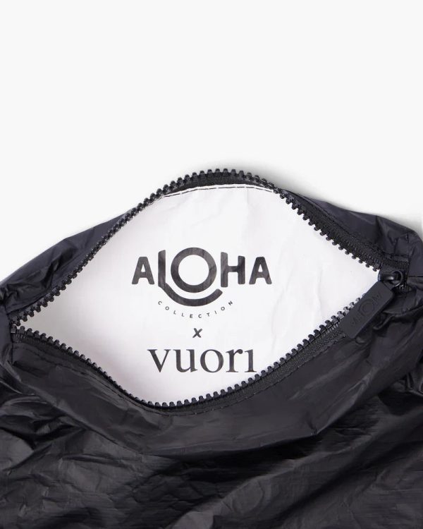 VW818BLK_FA24_UNISEX_ECOMM_bags_FLAT_LAY_3