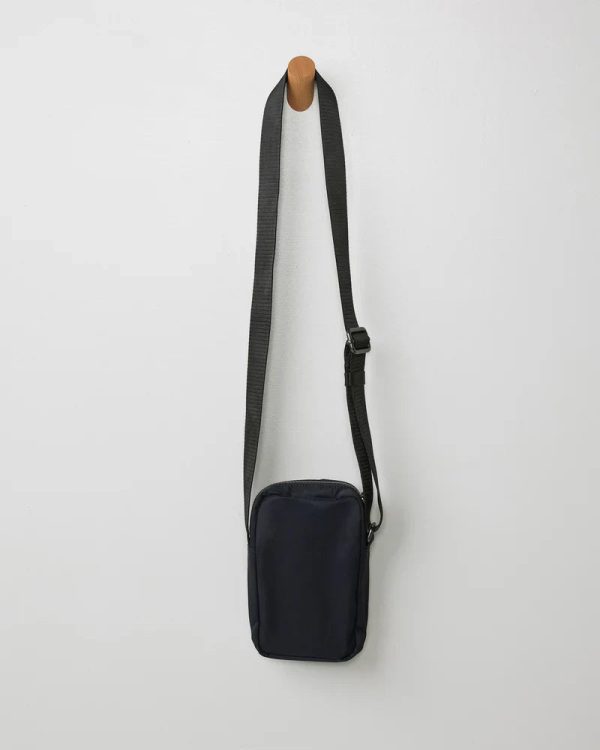 VW828BLK_FA24_UNISEX_ECOMM_bags_FLAT_LAY_3