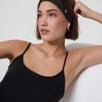 VW856BLK_SP25_UNISEX_ECOMM_headwear_FRONT_4