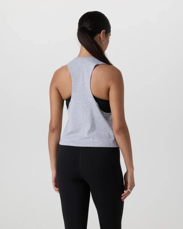 VW9014HTG_SP25_W_ECOMM_TOPS_BACK_3