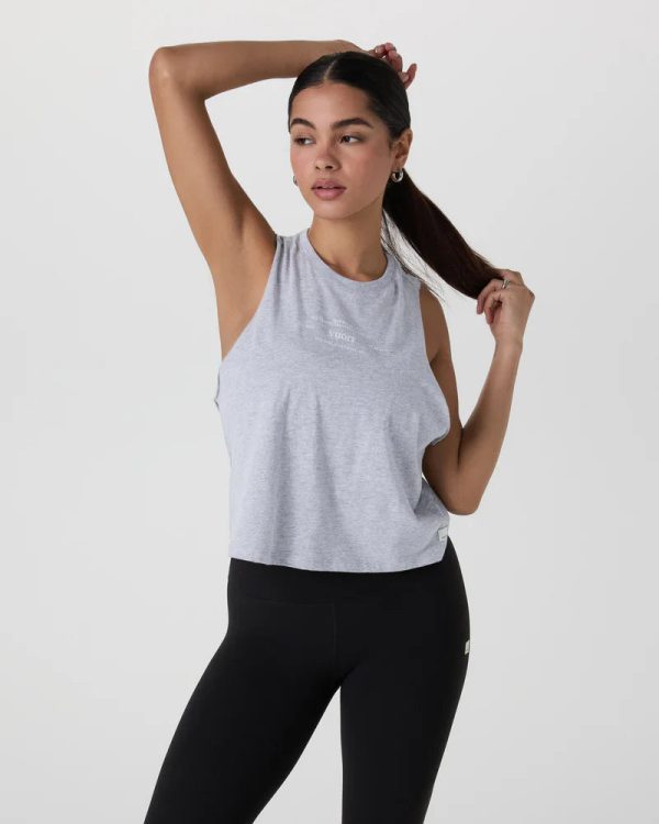 VW9014HTG_SP25_W_ECOMM_TOPS_FRONT_2